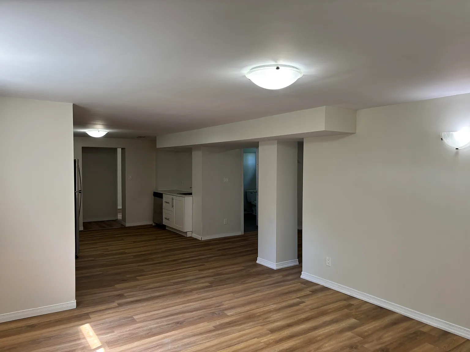40 Barron Street, Lower Unit, Welland — Photo 4