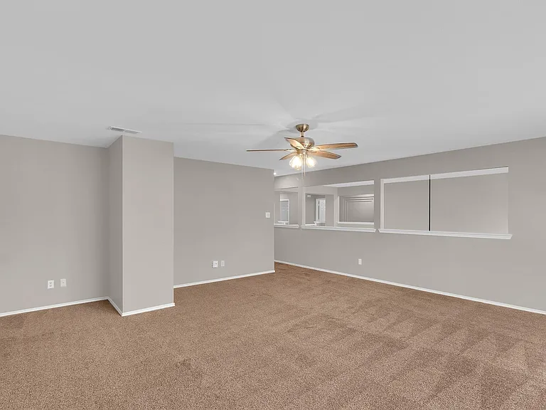 4729 Woodhaven Ln — Photo 31