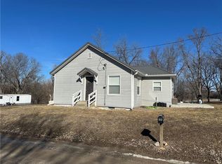 13009 County Road 180, Rosendale, MO 64483