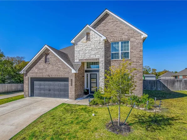 10600 Scarlet Peak Ct, College Station, TX 77845