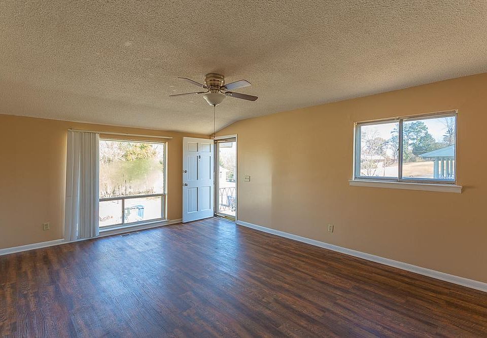 1st image of 4000 Lara Ln APT B