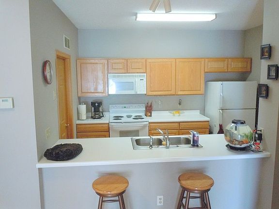 5th image of 701 Woodduck Dr Unit G