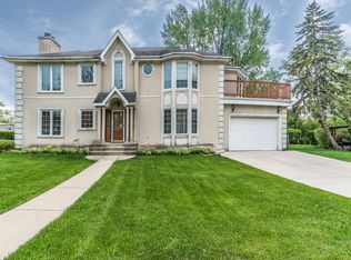 410 Warren Rd, Glenview, IL 60025