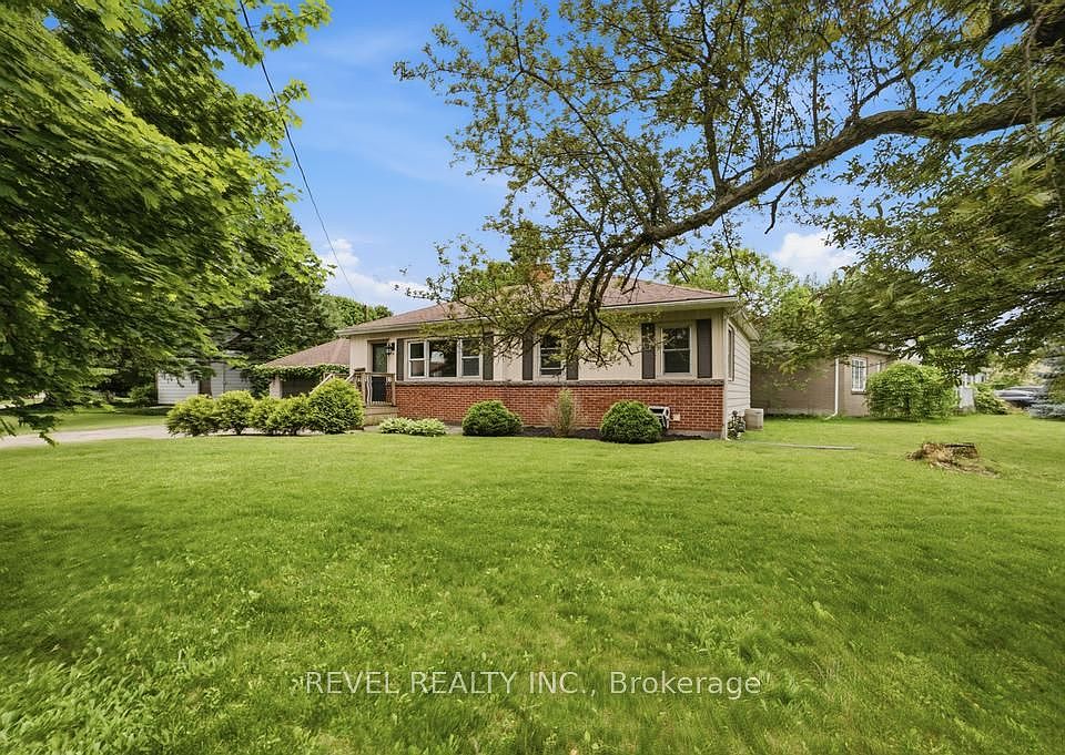 1st image of 16 Carrington Ct