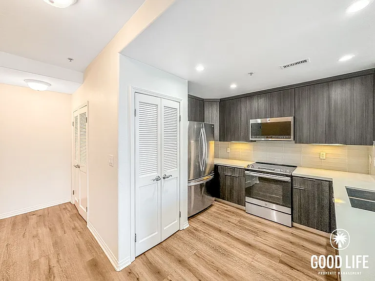 1601 India St #217 — Photo 3