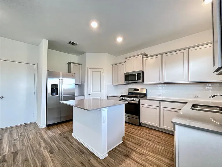 118 Canley Loop — Photo 7
