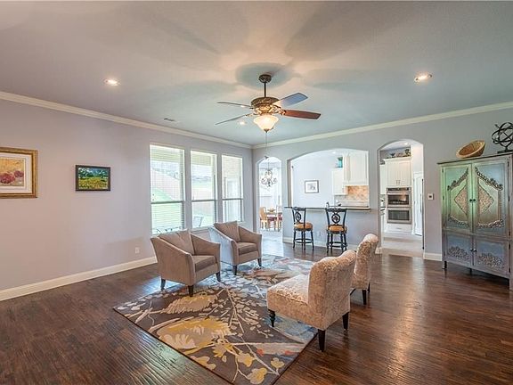 5th image of 11021 Castle Oak Ln