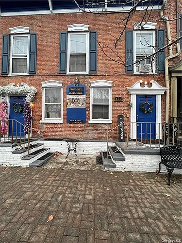 155 Main St #4 Photo 1