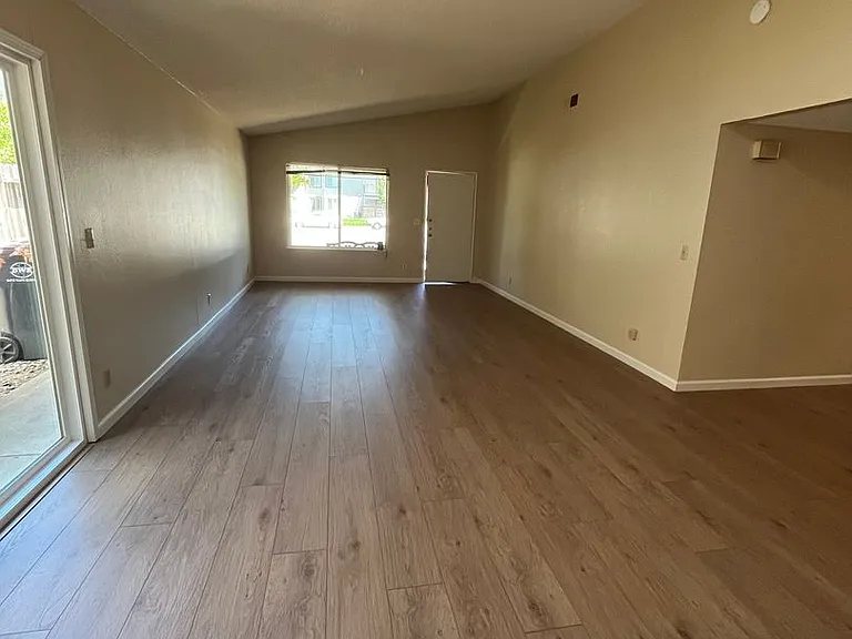 Cowell 4808-4810 — Photo 23