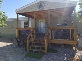 28285 Pirates Rd, Hot Springs, SD 57747