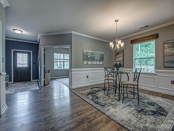 5th image of 301 Wheat Field Dr #27