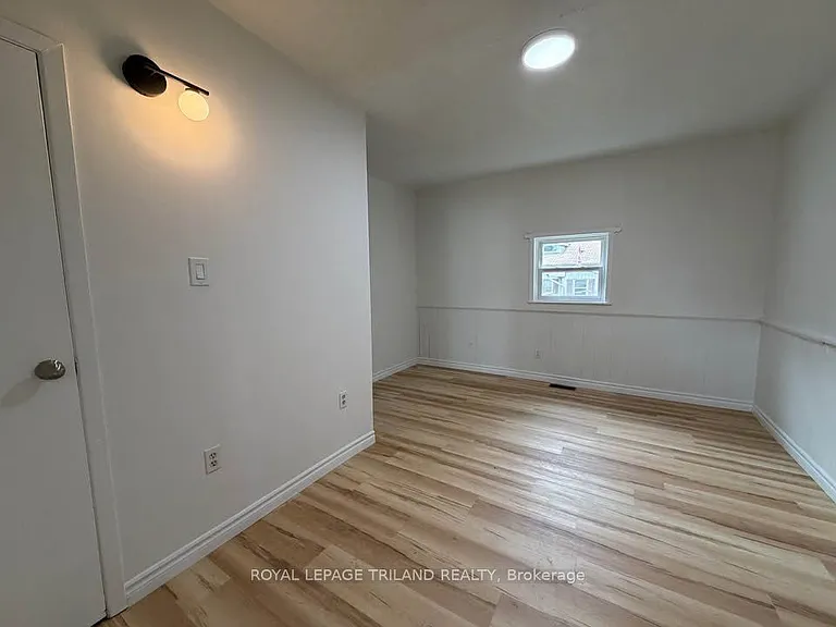 21 Jessie St #2 — Photo 6