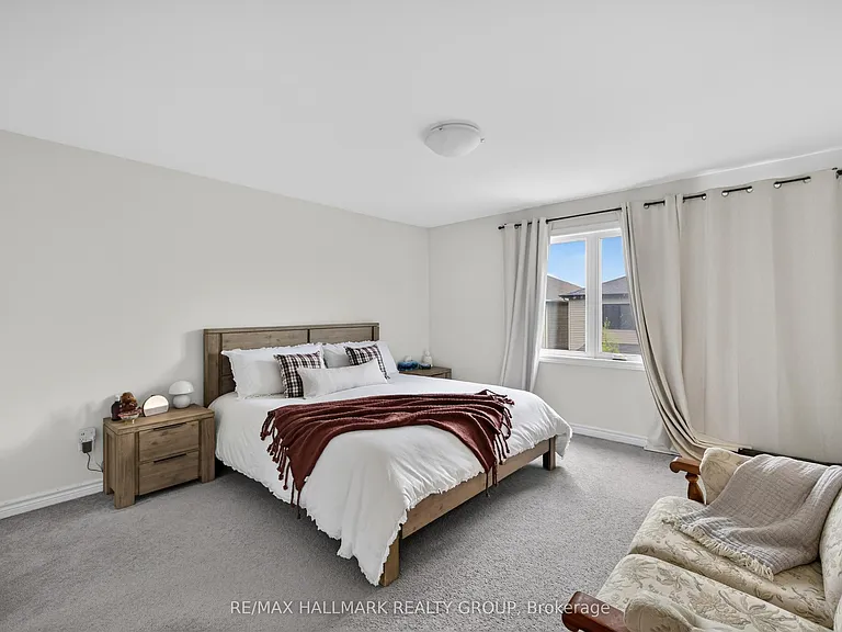 709 Samantha Eastop Ave — Photo 14