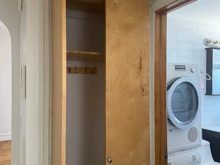 1913 Stillwell Ave #2 — Photo 6