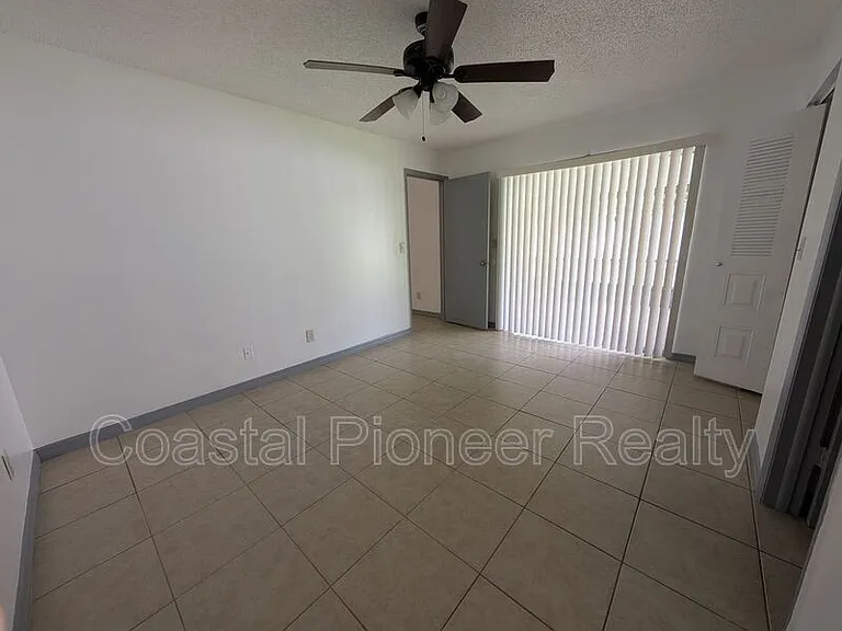 1331 Coolridge Dr — Photo 9