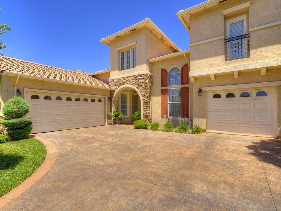 1st image of 3212 Sundance Lake Dr