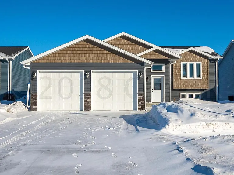 5461 Mac Dr — Photo 10