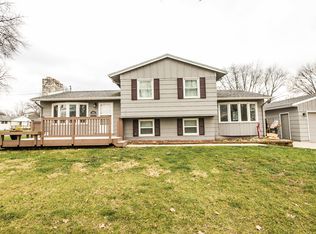 2915 E 38th St, Des Moines, IA 50317