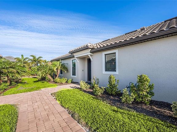 2nd image of 15597 VITTORIO ST
