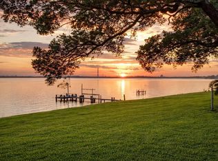 5315 Bayway Dr, Baytown, TX 77520