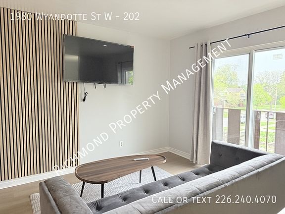5th image of 1980 Wyandotte St W #202