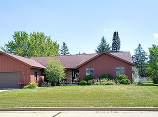 4715 W Periwinkle Ct, Appleton, WI 54914