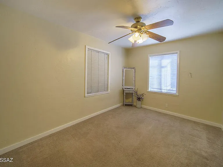 3438 E Lee St — Photo 23