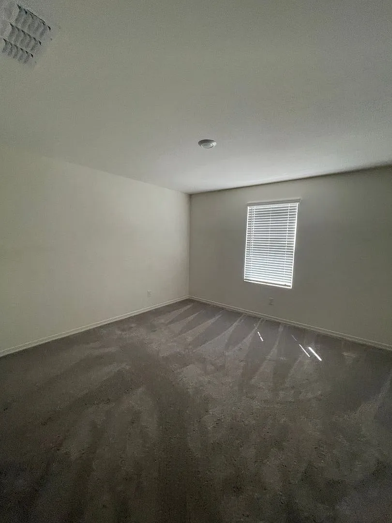 35282 W Santa Clara Ave — Photo 2
