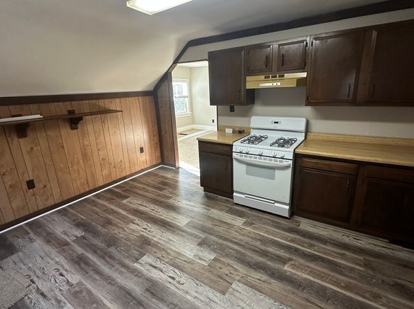 729 Valley Rd APT 3