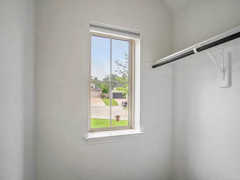 334 Topper Pines Dr — Photo 32