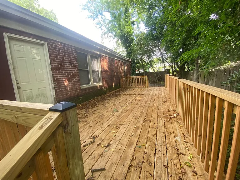 424 S Holly St — Photo 19
