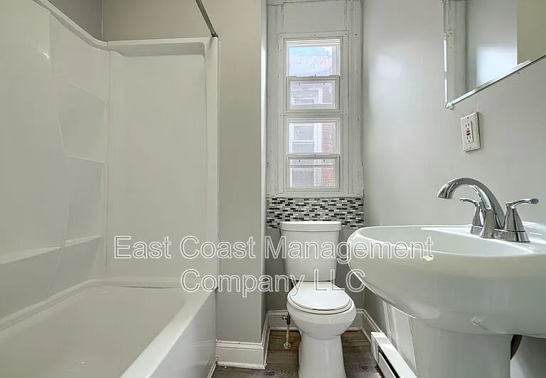 1514 E Federal St — Photo 23