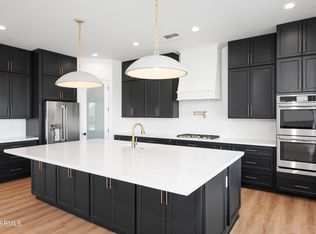 1836 W Creek Canyon Rd, Phoenix, AZ 85086