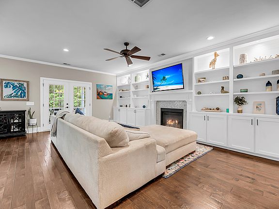 4th image of 5725 Caviar Ct