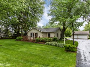 6906 Mason Hill Rd, McHenry, IL 60050