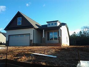 1st image of 108 Stoneledges Ln