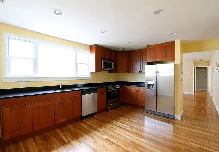 38 Medford St — Photo 13