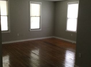 117 E Morgan St #32, Dixon, IL 61021