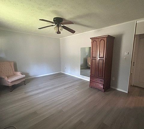 3rd image of 9537 Amarillo Ct