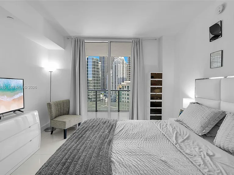 1300 Brickell Bay Dr #2411 — Photo 7