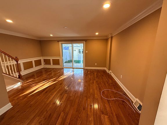 2nd image of 3808 Ronnald Dr