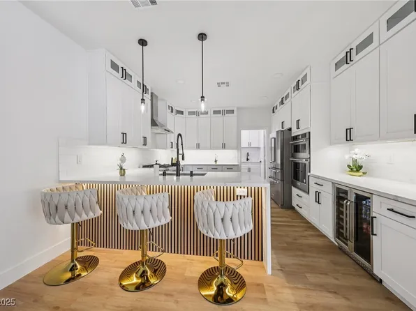 9900 Summer Ash Ct Unit 103, Las Vegas, NV 89134