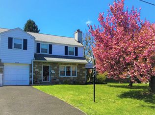 2008 Church Rd, Flourtown, PA 19031