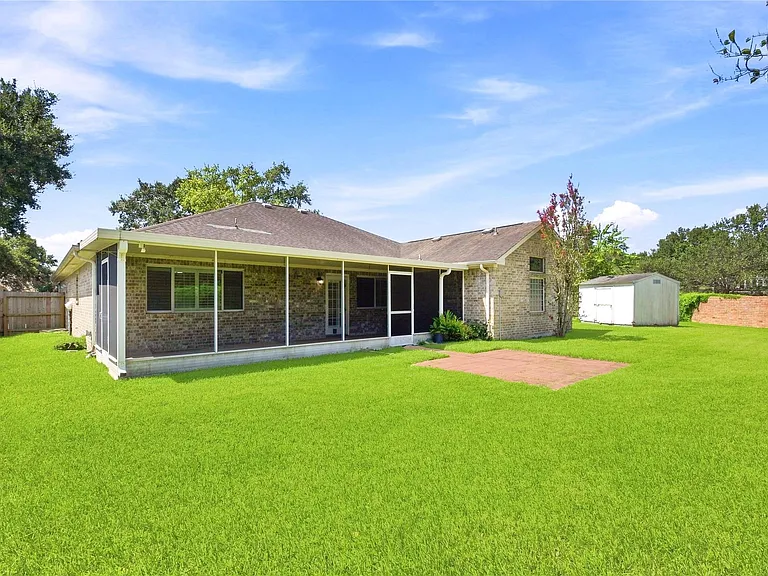 1702 Fantasy Woods Dr — Photo 42
