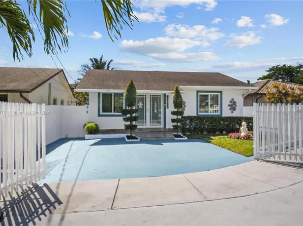 12040 Walsh Blvd, Miami, FL 33184