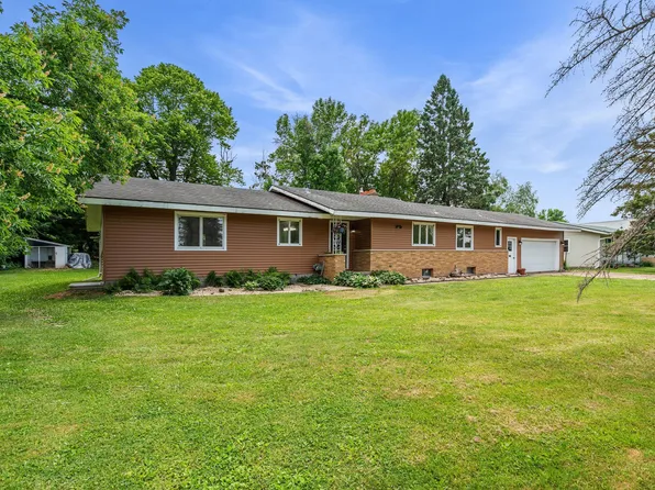 628 E Wisconsin Ave, Barron, WI 54812