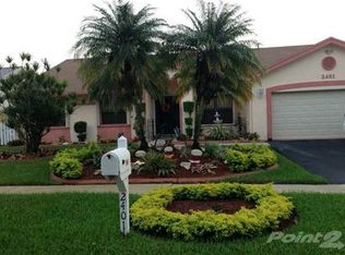 2401 Riverdale Dr N, Miramar, FL 33025