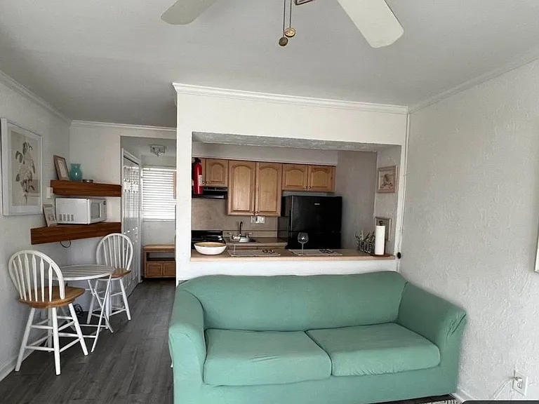 30 S Washington Ave #12 — Photo 2