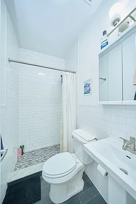 Rented by Living New York | media 12