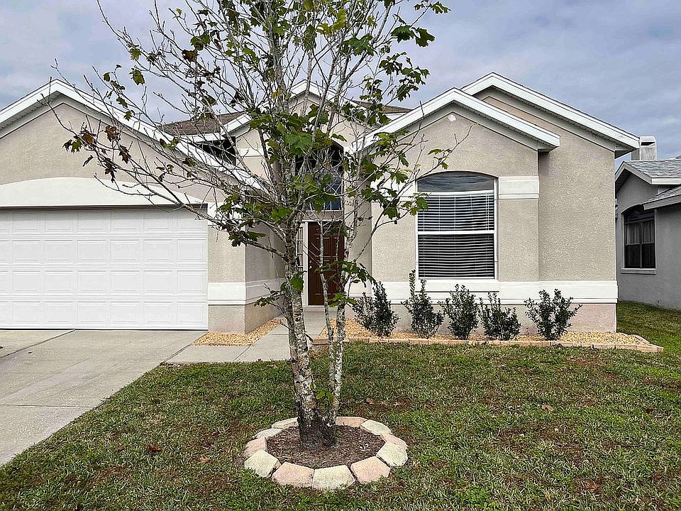 1st image of 14120 Yellow Wood Cir